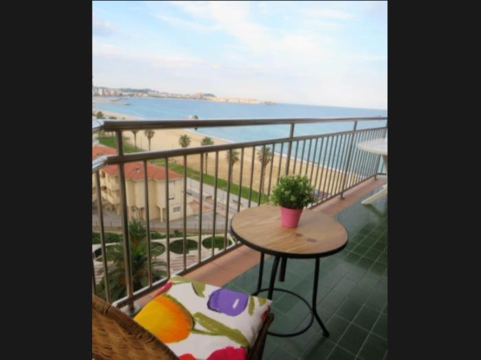 Apartamento Torre Valentina Frente Al Mar Calonge  Exterior photo